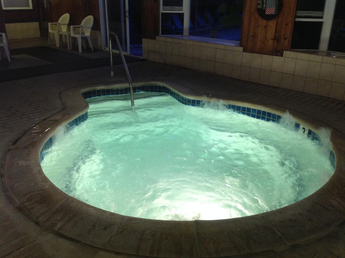 Elsinore Hotsprings Motel Lake Elsinore Ngoại thất bức ảnh
