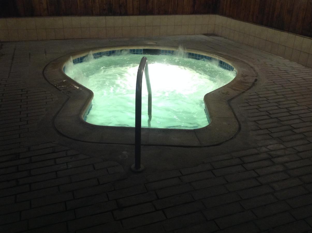 Elsinore Hotsprings Motel Lake Elsinore Ngoại thất bức ảnh